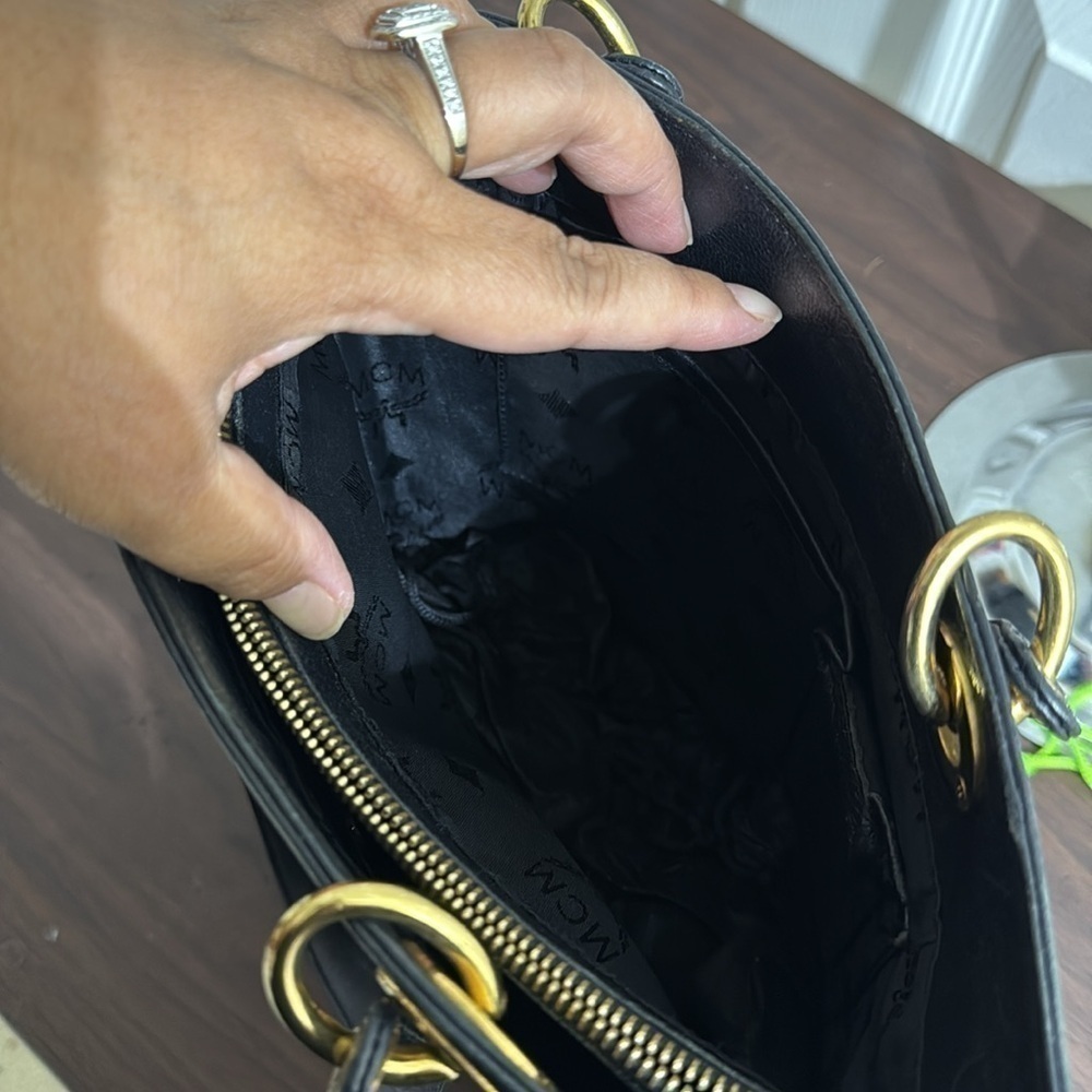 MCM Shouder Bag in leather - Picture 10 of 10